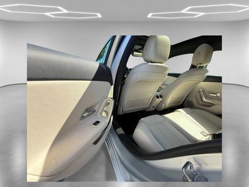Used 2021 Mercedes-Benz A 220 image 17