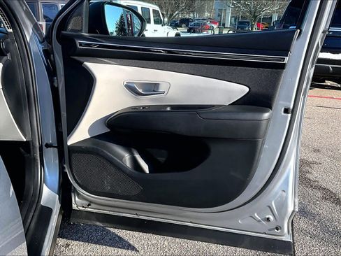 Used 2023 Hyundai Tucson SEL w/ Convenience Package image 12