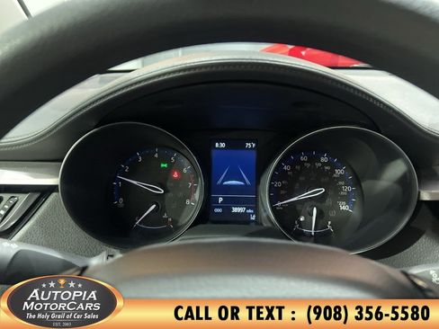 Used 2022 Toyota C-HR XLE FWD image 25