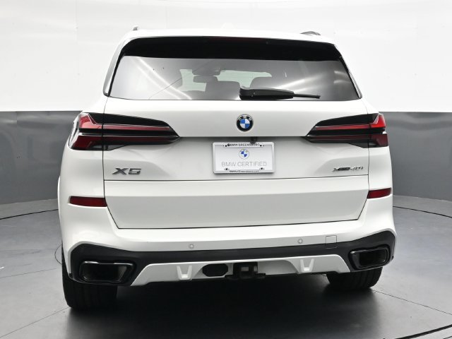 Used 2024 BMW X5 xDrive40i w/ M Sport Package AWD/4WD image 6