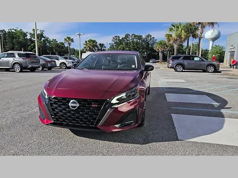 Used 2024 Nissan Altima 2.5 SR w/ SR Premium Package FWD image 20