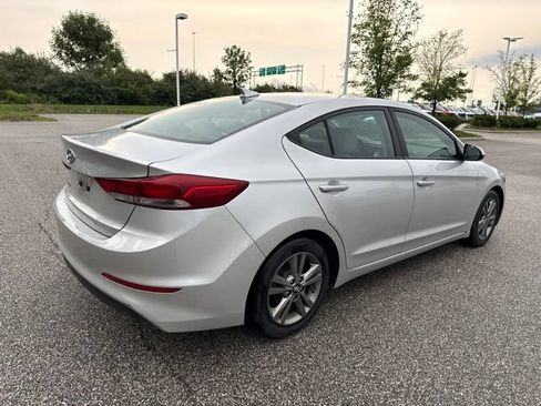 Used 2018 Hyundai Elantra SEL w/ Cargo Package FWD image 7