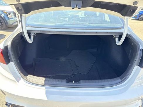 Used 2023 Kia Forte GT-Line image 12