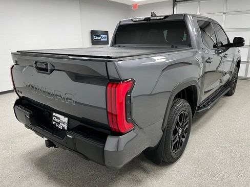 Used 2024 Toyota Tundra Limited AWD/4WD image 10