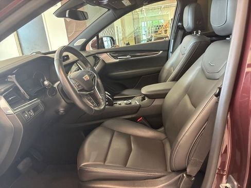 Used 2023 Cadillac XT5 Premium Luxury AWD/4WD image 13