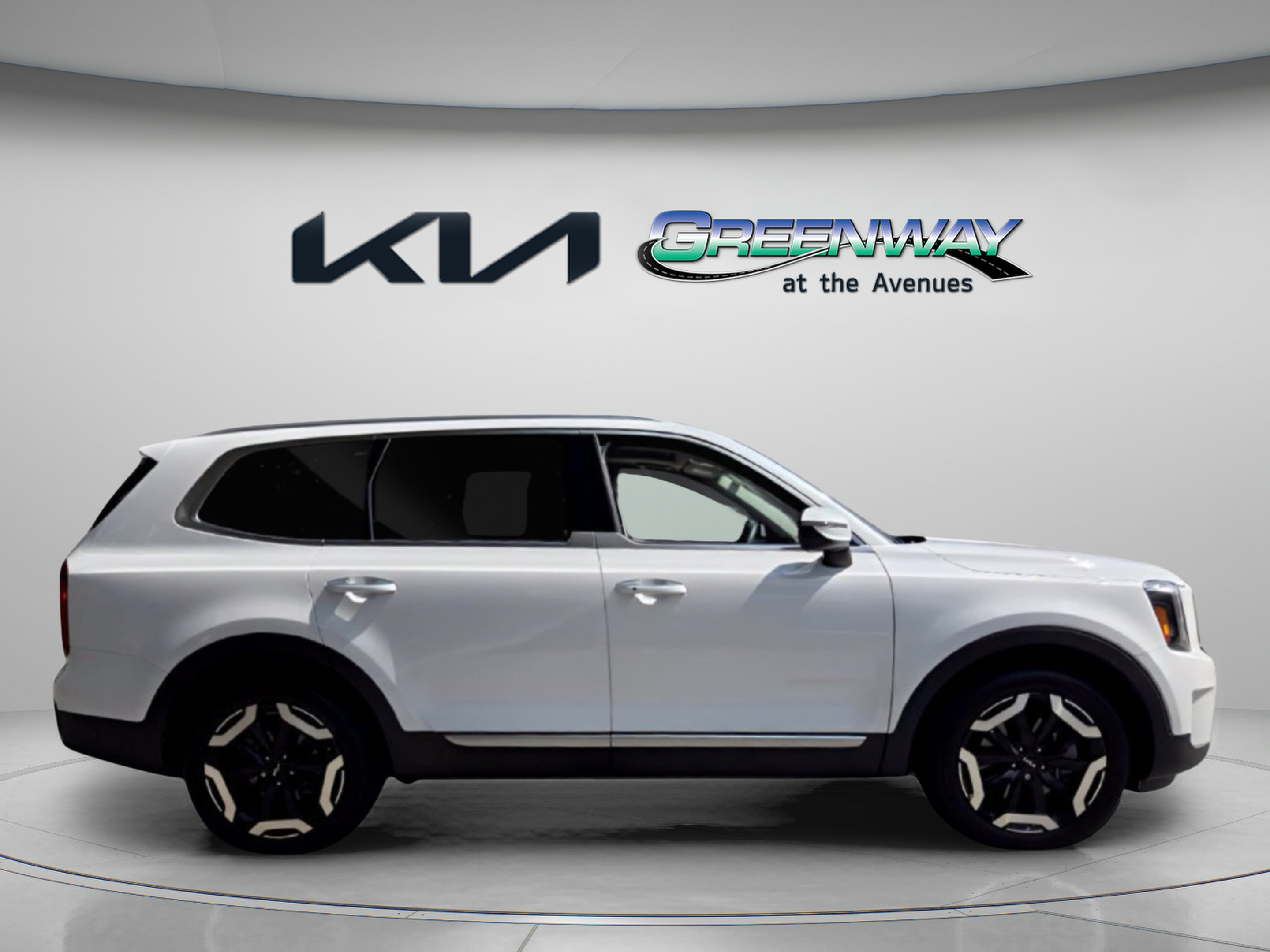 Used 2024 Kia Telluride S w/ S Sunroof Package FWD image 8