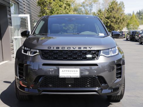 Certified 2025 Land Rover Discovery Sport Dynamic SE AWD/4WD image 4