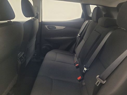 Used 2018 Nissan Rogue Sport S AWD/4WD image 18