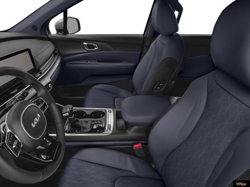 Used 2025 Kia Carnival SX image 6