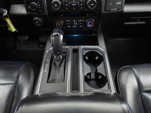 Used 2020 Ford F150 XLT w/ Equipment Group 302A Luxury AWD/4WD image 40