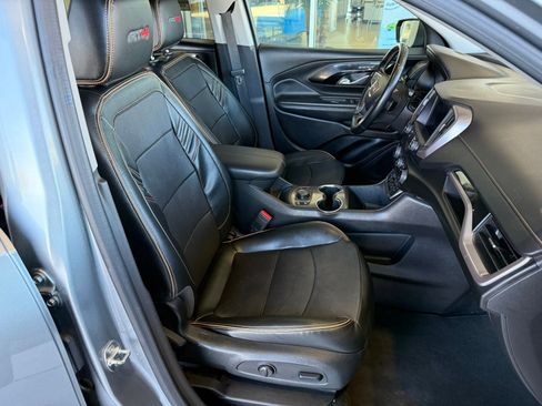 Used 2024 GMC Terrain AT4 image 33