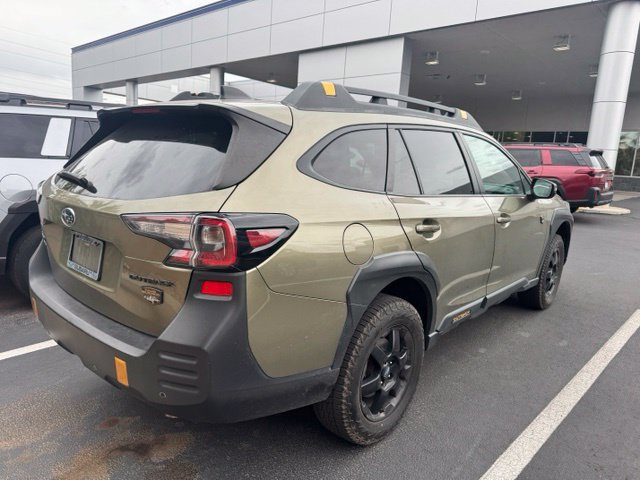 Used 2022 Subaru Outback Wilderness AWD/4WD image 3