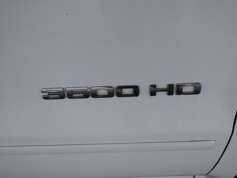 Used 2015 GMC Sierra 3500 SLE image 38