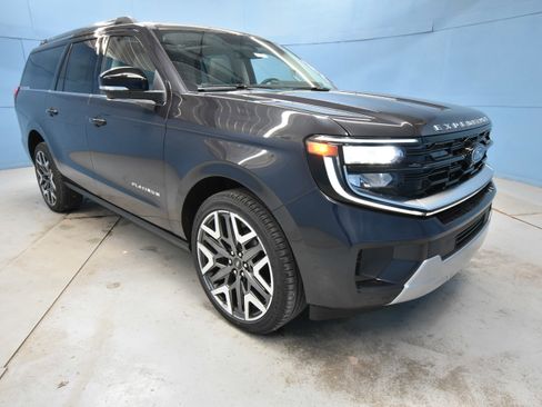 New 2026 Ford Expedition Max Platinum AWD/4WD image 1
