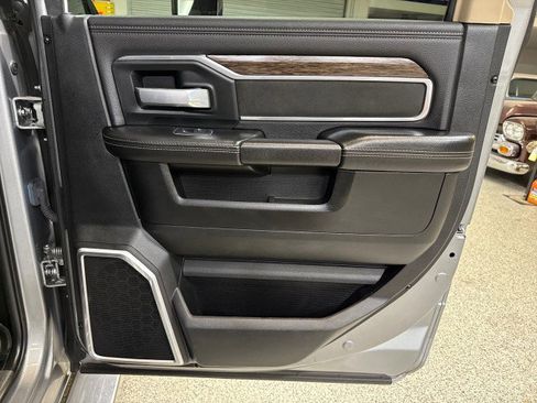 Used 2020 RAM 3500 Laramie image 69