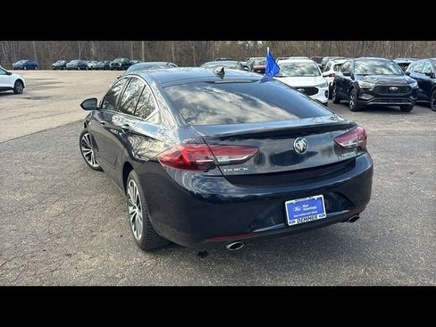 Used 2018 Buick Regal Essence FWD image 5