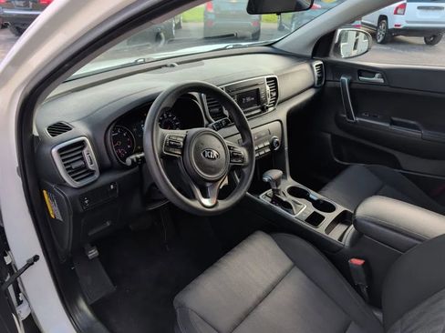 Used 2017 Kia Sportage LX image 21