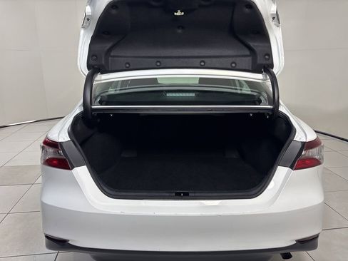 Used 2023 Toyota Camry LE image 23