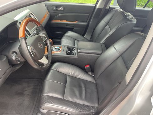 Used 2011 Cadillac STS RWD image 8