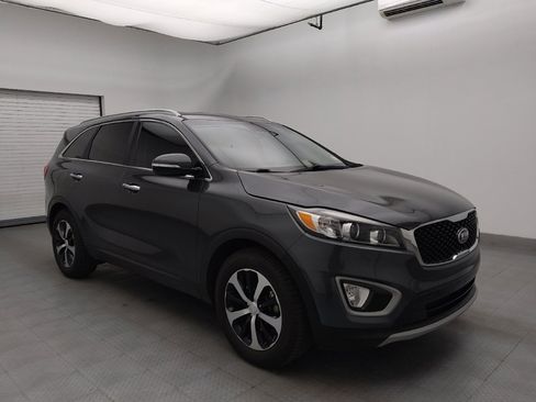 Used 2018 Kia Sorento EX image 13