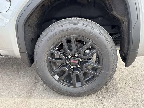 New 2026 GMC Sierra 1500 Elevation w/ X31 Off-Road Package AWD/4WD image 27
