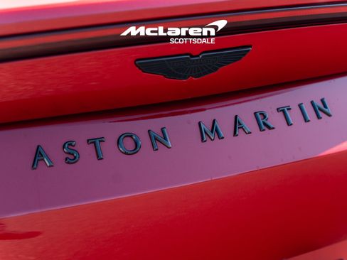 Used 2022 Aston Martin V8 Vantage Roadster RWD image 25