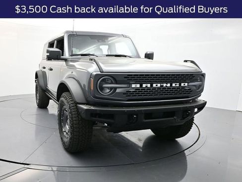 New 2025 Ford Bronco Badlands image 1
