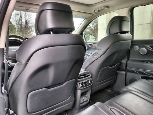 Used 2022 Genesis GV80 3.5T w/ Advanced Package 06 image 18