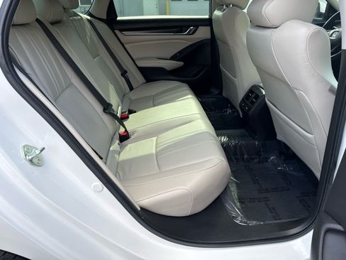 Used 2021 Honda Accord EX-L image 14
