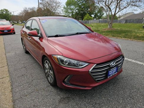Used 2017 Hyundai Elantra Limited w/ Limited Tech Package 04 image 8