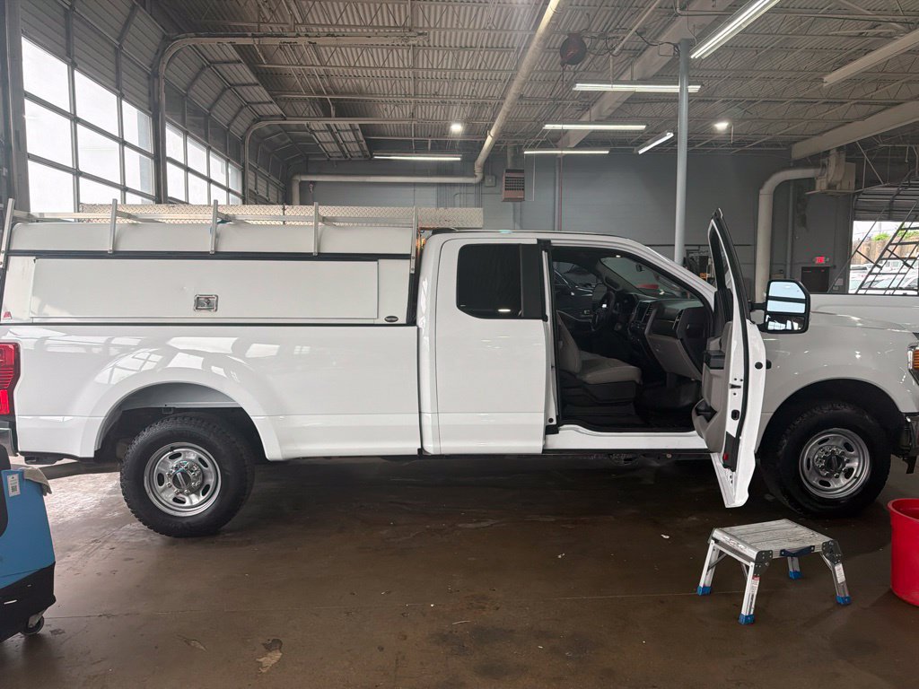 Used 2020 Ford F350 XL w/ Power Equipment Group RWD image 3