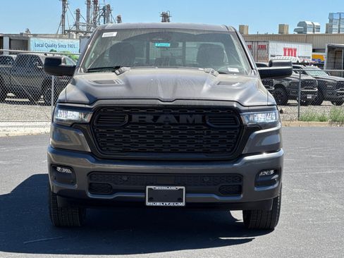 New 2026 RAM 1500 Express AWD/4WD image 8