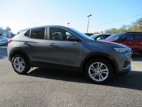 Used 2021 Buick Encore GX Preferred FWD image 2