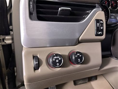 Used 2015 GMC Yukon SLT image 18