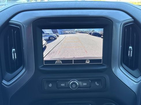 Used 2023 Chevrolet Silverado 1500 Custom image 16