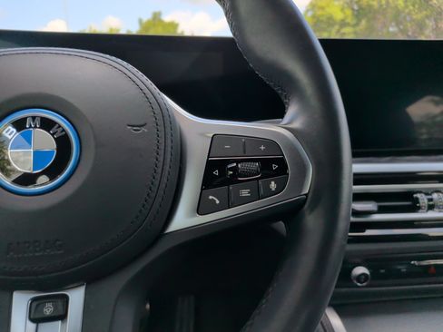 Used 2023 BMW i4 eDrive40 w/ M Sport Package RWD image 26