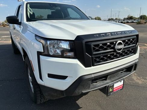 Used 2022 Nissan Frontier S w/ Technology Package RWD image 8