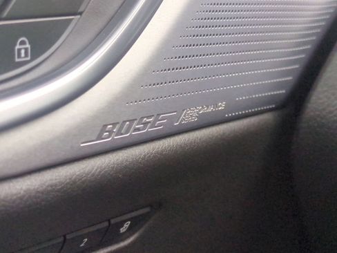 Used 2024 Cadillac XT6 Premium Luxury image 34