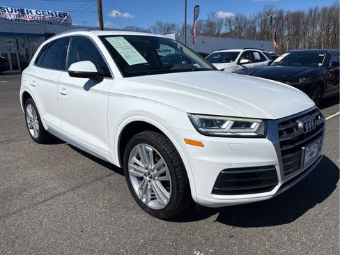 Used 2018 Audi Q5 2.0T Premium Plus w/ Premium Plus Package image 1