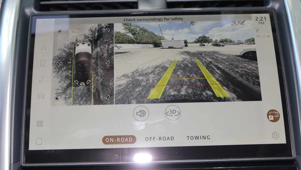 New 2026 Land Rover Discovery Limited Edition AWD/4WD image 23