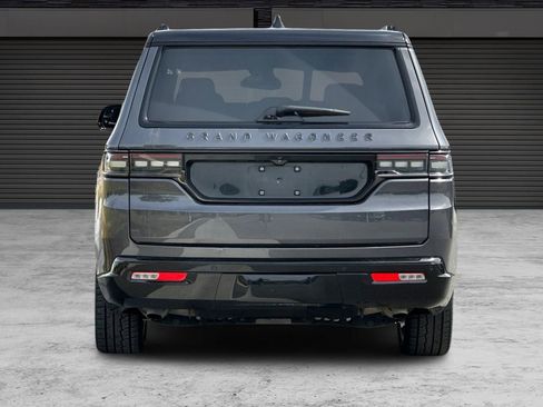 Used 2024 Jeep Grand Wagoneer L Series III w/ Quick Order Packagew 28T AWD/4WD image 5