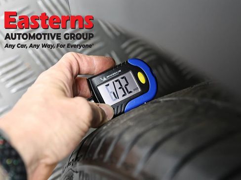 Used 2021 Tesla Model Y Performance image 25