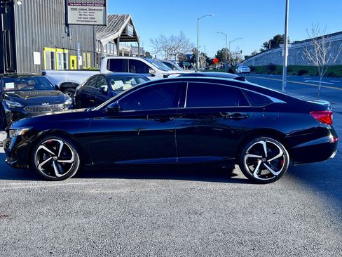 Used 2021 Honda Accord Sport image 8