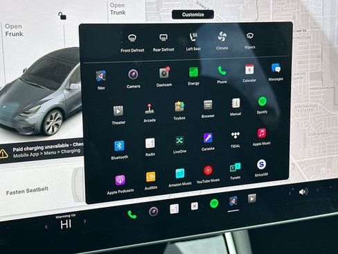 Used 2020 Tesla Model Y Long Range image 19