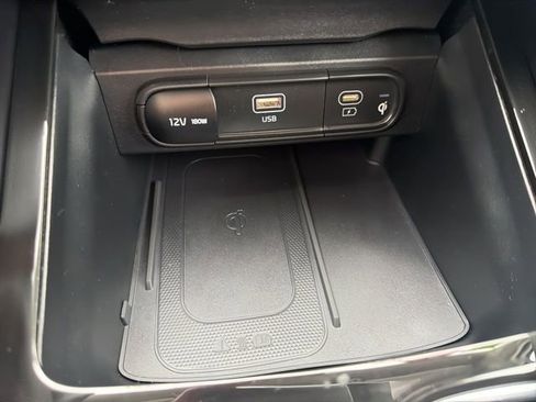 Certified 2024 Kia Telluride S w/ S Sunroof Package image 24