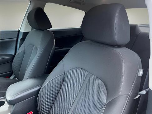 Used 2020 Kia Optima LX FWD image 17