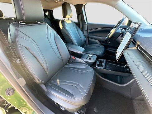 Used 2024 Ford Mustang Mach-E Premium image 29