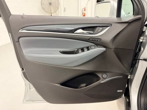Certified 2019 Buick Enclave Premium w/ Experience Buick Package FWD image 23