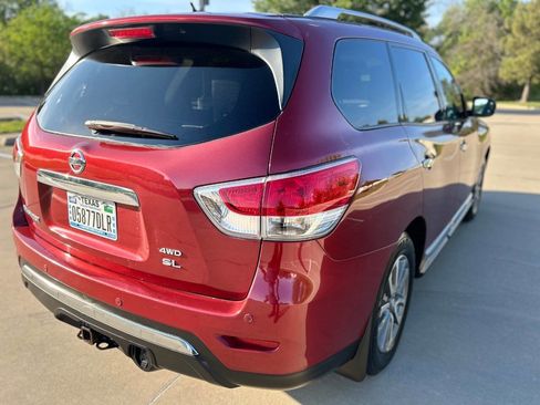 Used 2014 Nissan Pathfinder SL w/ SL Premium Package image 6
