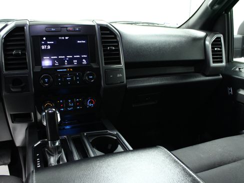 Used 2019 Ford F150 XLT w/ Equipment Group 302A Luxury RWD image 19